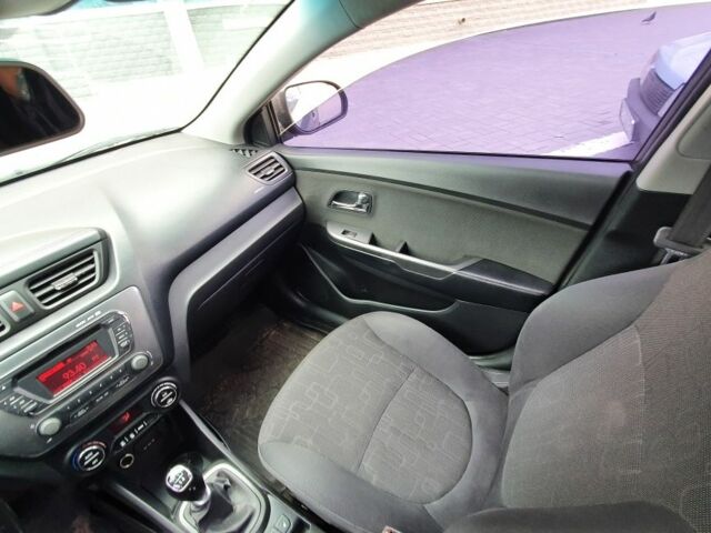 Серый Киа Рио, объемом двигателя 0 л и пробегом 200 тыс. км за 7447 $, фото 6 на Automoto.ua