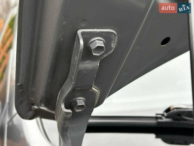 Сірий Кіа Ріо, об'ємом двигуна 1.6 л та пробігом 139 тис. км за 8500 $, фото 43 на Automoto.ua