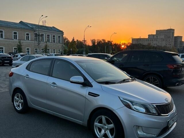 Сірий Кіа Ріо, об'ємом двигуна 1.6 л та пробігом 217 тис. км за 6200 $, фото 1 на Automoto.ua