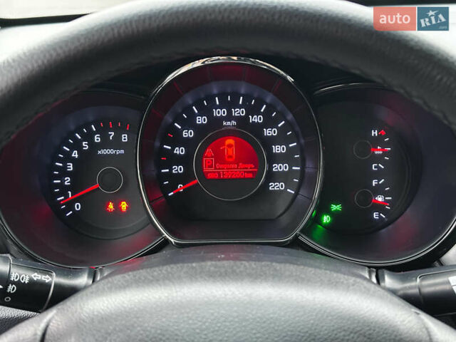 Сірий Кіа Ріо, об'ємом двигуна 1.6 л та пробігом 139 тис. км за 8500 $, фото 20 на Automoto.ua