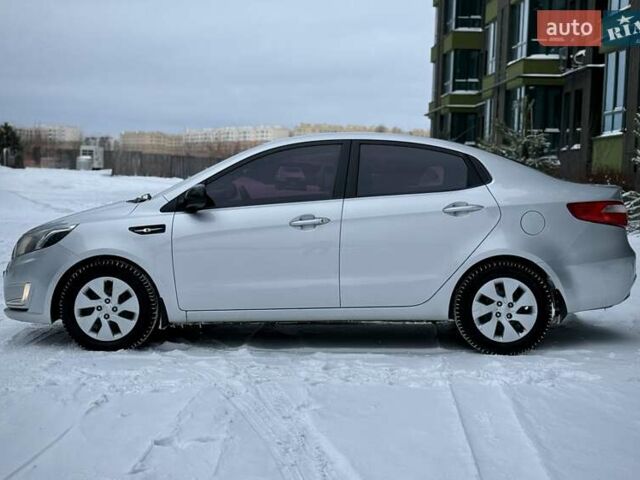 Серый Киа Рио, объемом двигателя 1.6 л и пробегом 180 тыс. км за 8950 $, фото 7 на Automoto.ua