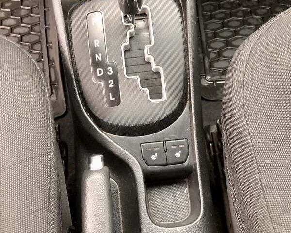 Сірий Кіа Ріо, об'ємом двигуна 1.59 л та пробігом 262 тис. км за 7200 $, фото 8 на Automoto.ua