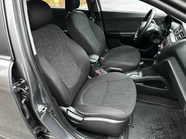 Сірий Кіа Ріо, об'ємом двигуна 1.6 л та пробігом 139 тис. км за 8500 $, фото 21 на Automoto.ua