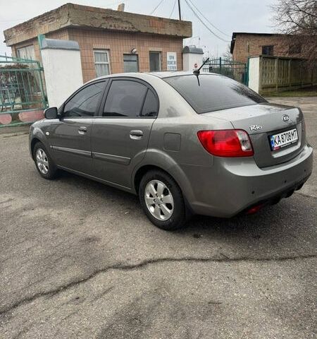 Серый Киа Рио, объемом двигателя 1.4 л и пробегом 135 тыс. км за 6999 $, фото 8 на Automoto.ua