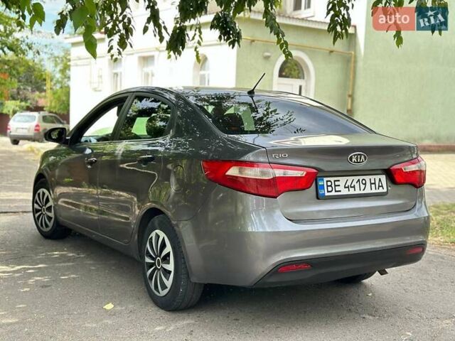 Серый Киа Рио, объемом двигателя 1.4 л и пробегом 190 тыс. км за 7100 $, фото 3 на Automoto.ua