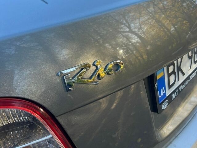 Сірий Кіа Ріо, об'ємом двигуна 1.4 л та пробігом 41 тис. км за 7099 $, фото 11 на Automoto.ua
