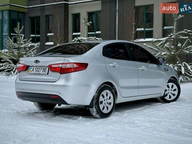 Серый Киа Рио, объемом двигателя 1.59 л и пробегом 180 тыс. км за 8950 $, фото 1 на Automoto.ua