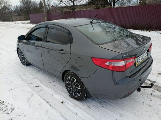 Сірий Кіа Ріо, об'ємом двигуна 1.4 л та пробігом 108 тис. км за 7300 $, фото 5 на Automoto.ua
