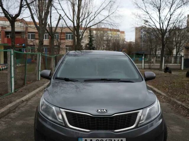 Серый Киа Рио, объемом двигателя 1.4 л и пробегом 141 тыс. км за 8500 $, фото 1 на Automoto.ua