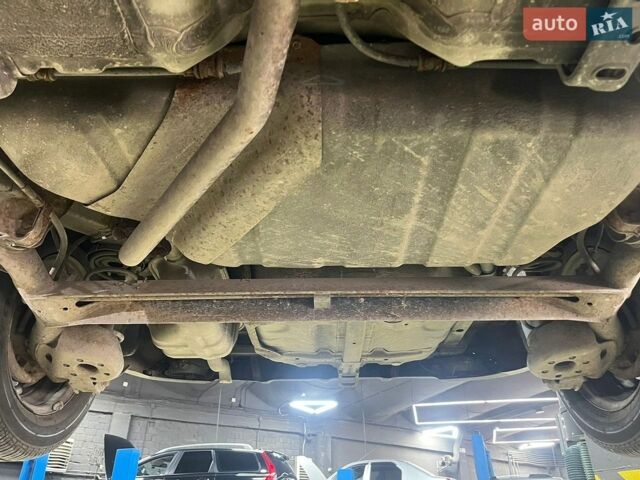 Сірий Кіа Ріо, об'ємом двигуна 1.4 л та пробігом 138 тис. км за 5500 $, фото 5 на Automoto.ua