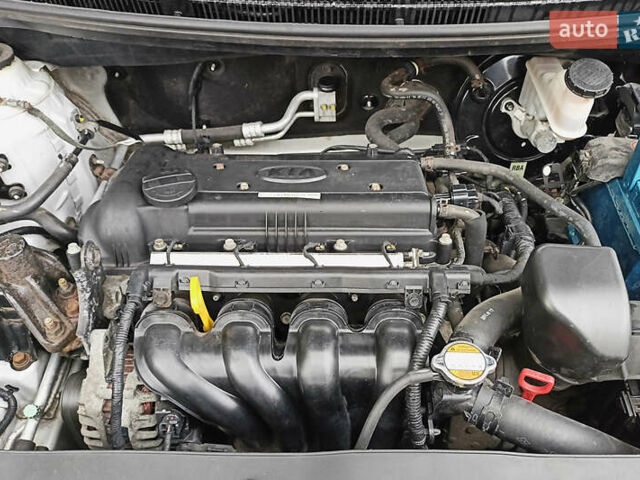 Серый Киа Рио, объемом двигателя 1.6 л и пробегом 180 тыс. км за 8000 $, фото 12 на Automoto.ua