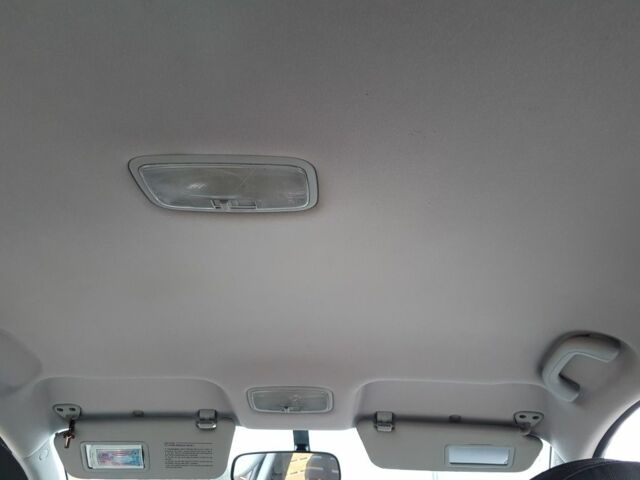 Серый Киа Рио, объемом двигателя 0 л и пробегом 183 тыс. км за 5900 $, фото 5 на Automoto.ua