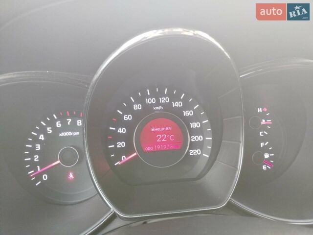 Сірий Кіа Ріо, об'ємом двигуна 1.6 л та пробігом 191 тис. км за 6100 $, фото 11 на Automoto.ua
