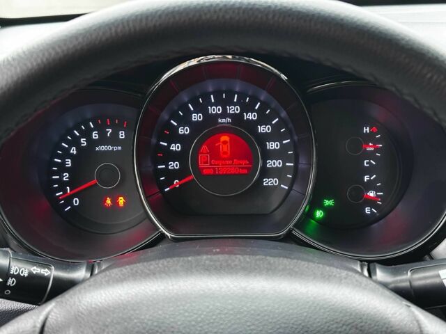 Сірий Кіа Ріо, об'ємом двигуна 1.6 л та пробігом 139 тис. км за 8500 $, фото 12 на Automoto.ua