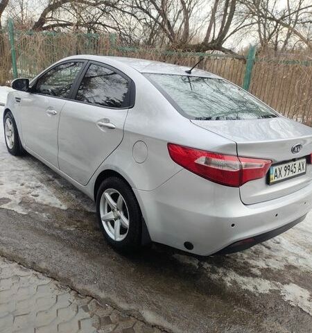Серый Киа Рио, объемом двигателя 1.6 л и пробегом 220 тыс. км за 6500 $, фото 3 на Automoto.ua