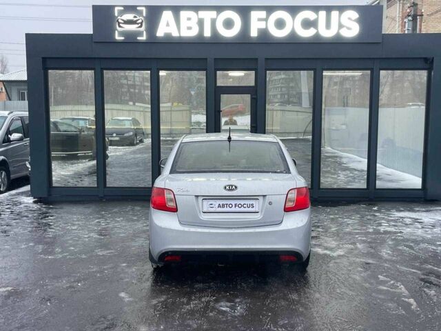 Серый Киа Рио, объемом двигателя 1.4 л и пробегом 168 тыс. км за 4590 $, фото 6 на Automoto.ua