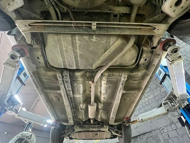 Сірий Кіа Ріо, об'ємом двигуна 1.4 л та пробігом 138 тис. км за 5500 $, фото 2 на Automoto.ua