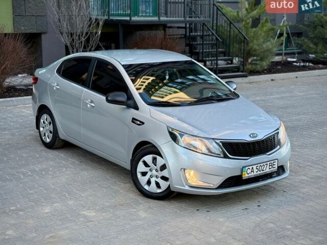 Сірий Кіа Ріо, об'ємом двигуна 1.6 л та пробігом 180 тис. км за 8900 $, фото 12 на Automoto.ua