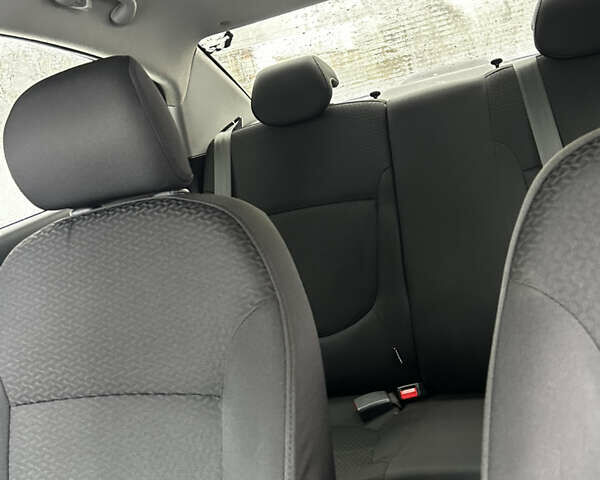 Серый Киа Рио, объемом двигателя 1.6 л и пробегом 168 тыс. км за 7000 $, фото 14 на Automoto.ua