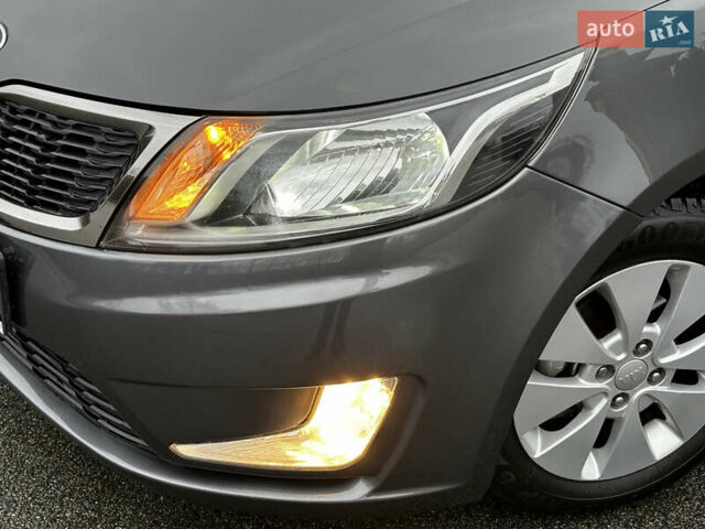 Сірий Кіа Ріо, об'ємом двигуна 1.6 л та пробігом 139 тис. км за 8500 $, фото 14 на Automoto.ua