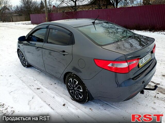 Сірий Кіа Ріо, об'ємом двигуна 1.4 л та пробігом 108 тис. км за 7300 $, фото 6 на Automoto.ua