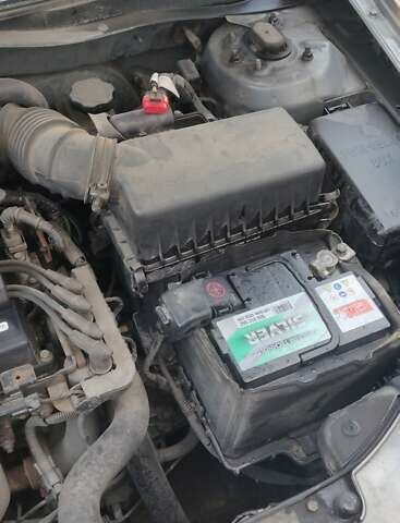 Сірий Кіа Ріо, об'ємом двигуна 1.4 л та пробігом 147 тис. км за 5500 $, фото 1 на Automoto.ua