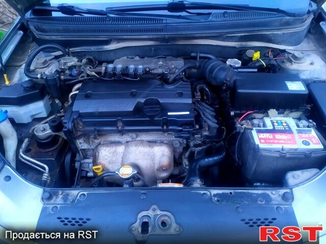 Серый Киа Рио, объемом двигателя 1.4 л и пробегом 200 тыс. км за 5200 $, фото 8 на Automoto.ua