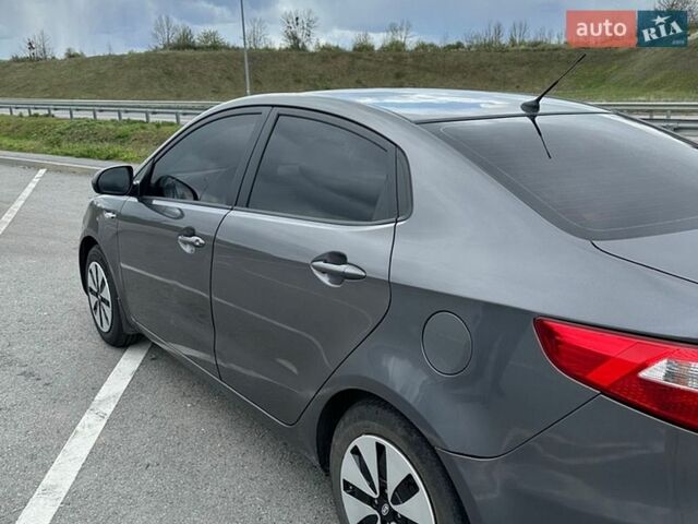 Серый Киа Рио, объемом двигателя 1.4 л и пробегом 155 тыс. км за 6700 $, фото 4 на Automoto.ua