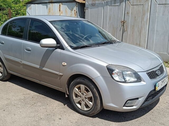 Сірий Кіа Ріо, об'ємом двигуна 1.4 л та пробігом 94 тис. км за 6660 $, фото 1 на Automoto.ua