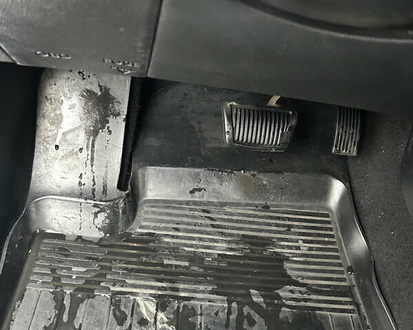 Серый Киа Рио, объемом двигателя 1.6 л и пробегом 168 тыс. км за 7000 $, фото 19 на Automoto.ua