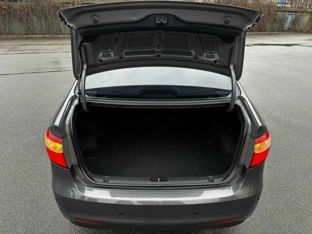 Сірий Кіа Ріо, об'ємом двигуна 1.6 л та пробігом 139 тис. км за 8500 $, фото 22 на Automoto.ua