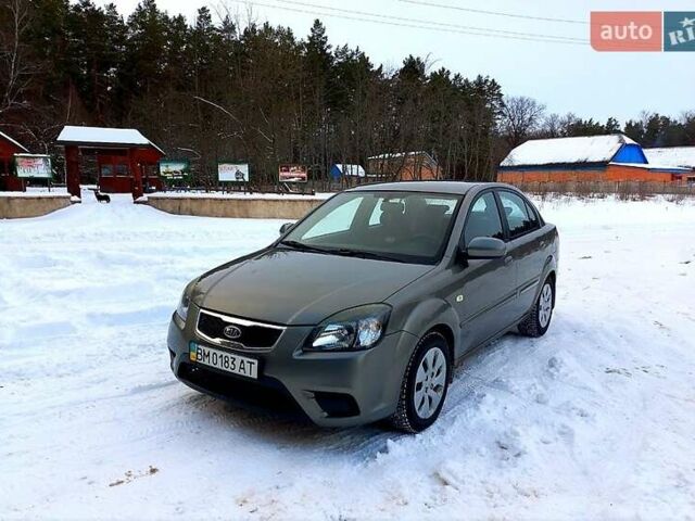 Серый Киа Рио, объемом двигателя 1.4 л и пробегом 18 тыс. км за 3650 $, фото 4 на Automoto.ua