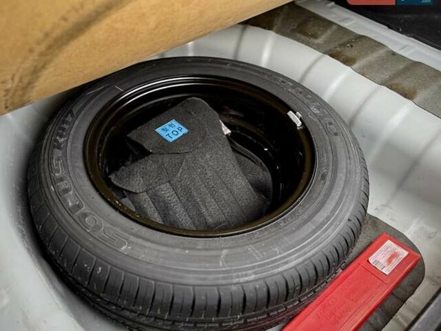 Серый Киа Рио, объемом двигателя 1.6 л и пробегом 180 тыс. км за 8950 $, фото 30 на Automoto.ua