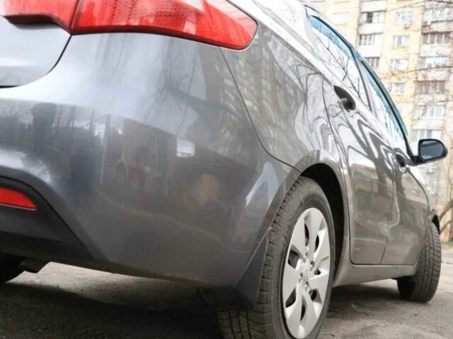 Серый Киа Рио, объемом двигателя 1.4 л и пробегом 141 тыс. км за 8500 $, фото 7 на Automoto.ua