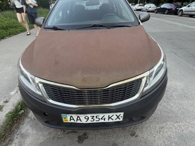 Серый Киа Рио, объемом двигателя 1.4 л и пробегом 200 тыс. км за 4299 $, фото 4 на Automoto.ua