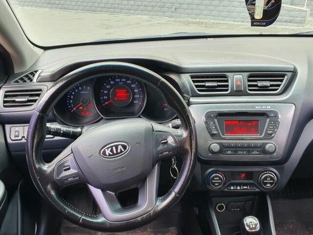 Серый Киа Рио, объемом двигателя 0 л и пробегом 200 тыс. км за 7447 $, фото 7 на Automoto.ua