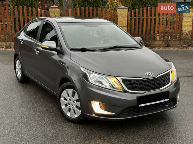 Сірий Кіа Ріо, об'ємом двигуна 1.6 л та пробігом 139 тис. км за 8500 $, фото 4 на Automoto.ua