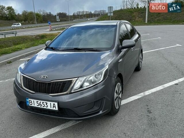 Серый Киа Рио, объемом двигателя 1.4 л и пробегом 155 тыс. км за 6700 $, фото 1 на Automoto.ua