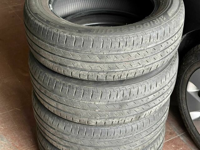 Сірий Кіа Ріо, об'ємом двигуна 1.6 л та пробігом 139 тис. км за 8500 $, фото 23 на Automoto.ua