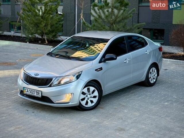 Сірий Кіа Ріо, об'ємом двигуна 1.6 л та пробігом 180 тис. км за 8900 $, фото 9 на Automoto.ua
