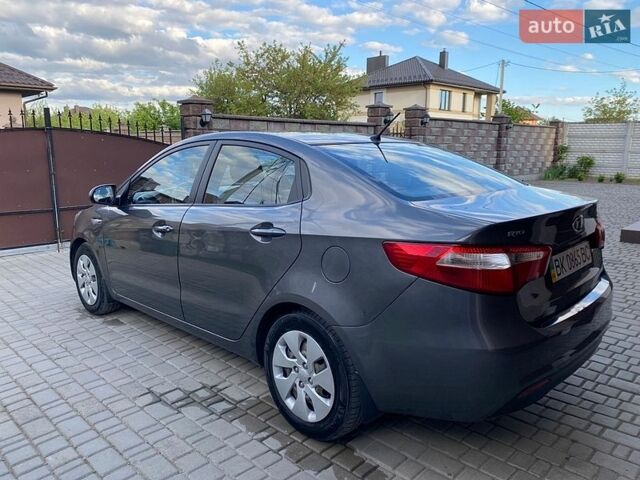 Сірий Кіа Ріо, об'ємом двигуна 1.4 л та пробігом 94 тис. км за 7600 $, фото 5 на Automoto.ua