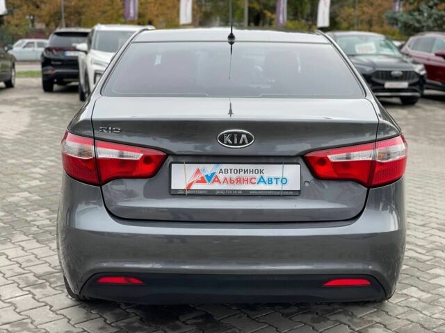 Серый Киа Рио, объемом двигателя 1.4 л и пробегом 158 тыс. км за 6300 $, фото 5 на Automoto.ua