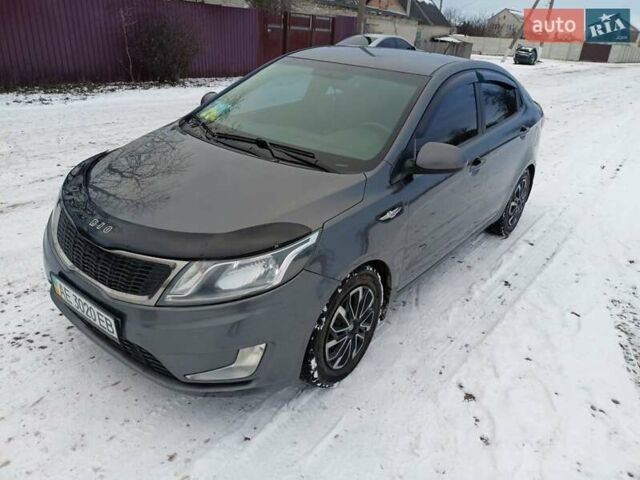 Сірий Кіа Ріо, об'ємом двигуна 1.4 л та пробігом 108 тис. км за 7300 $, фото 5 на Automoto.ua