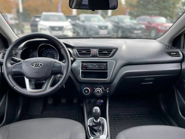 Серый Киа Рио, объемом двигателя 1.4 л и пробегом 158 тыс. км за 6300 $, фото 9 на Automoto.ua