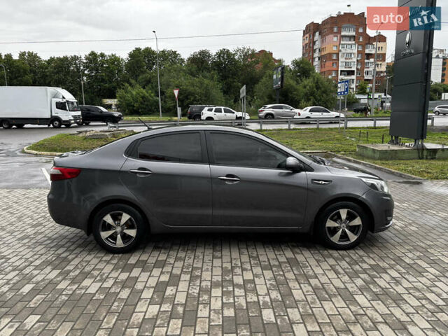 Серый Киа Рио, объемом двигателя 1.4 л и пробегом 174 тыс. км за 6200 $, фото 10 на Automoto.ua