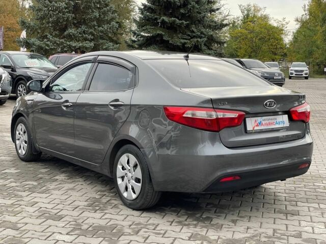 Серый Киа Рио, объемом двигателя 1.4 л и пробегом 158 тыс. км за 6300 $, фото 4 на Automoto.ua