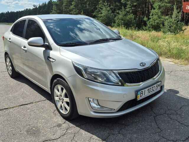Серый Киа Рио, объемом двигателя 1.4 л и пробегом 148 тыс. км за 6600 $, фото 1 на Automoto.ua