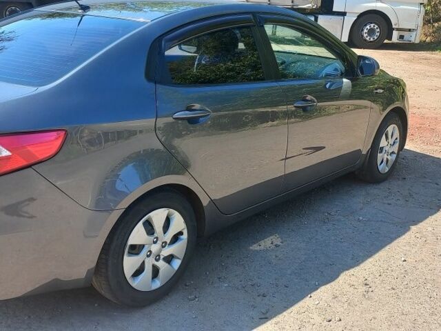 Серый Киа Рио, объемом двигателя 0 л и пробегом 158 тыс. км за 5800 $, фото 3 на Automoto.ua