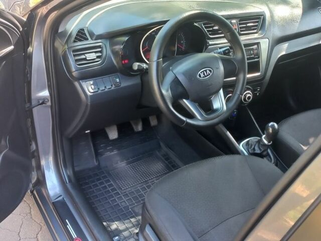 Серый Киа Рио, объемом двигателя 0 л и пробегом 158 тыс. км за 5800 $, фото 13 на Automoto.ua
