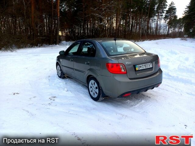 Серый Киа Рио, объемом двигателя 1.4 л и пробегом 18000 тыс. км за 3650 $, фото 3 на Automoto.ua